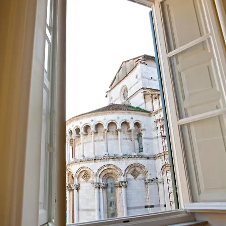 Casa San Martino, Stylish Flat With Stunning Views Of S Cathedral דירה *